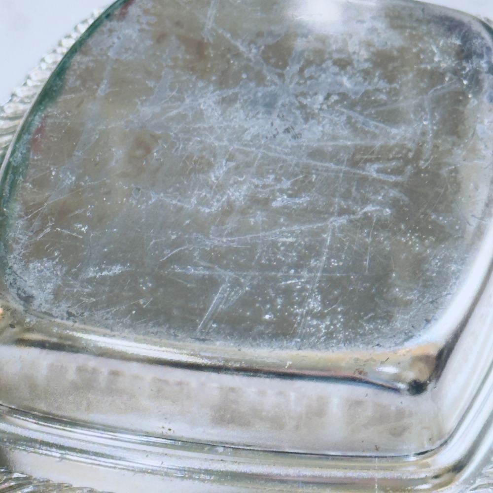 Vintage Silver Plated Gadroon Butter Dish with Glass Liner Fluted Dome Lid Good - Picture 12 of 14